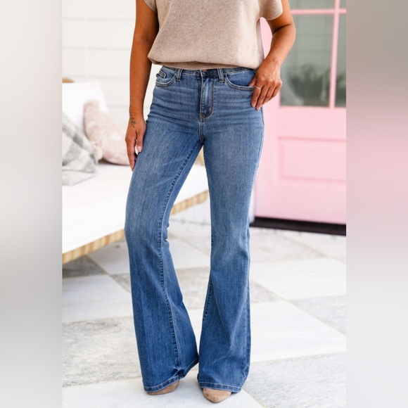 Judy Blue You Give Me Butterflies High Rise Flare Jeans (0-24W)